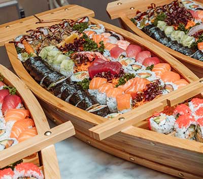 Hinode sushi boot